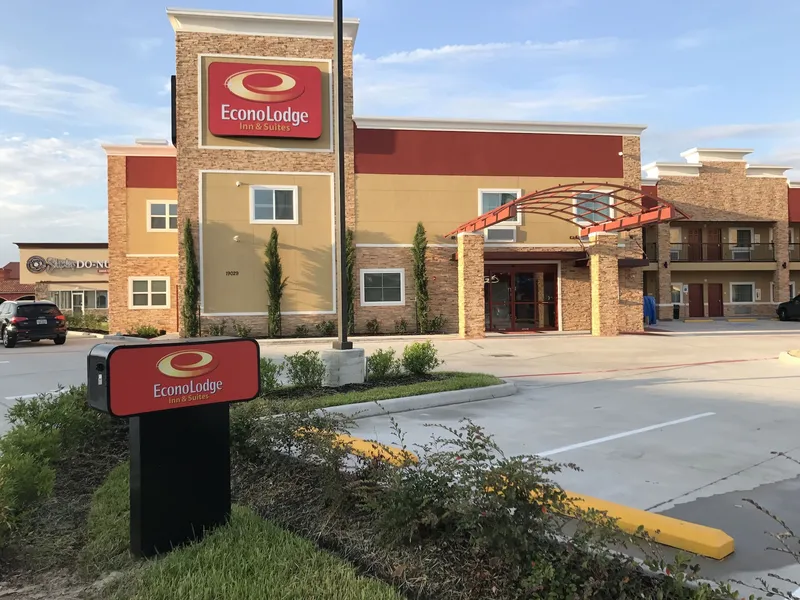 Econo Lodge Inn & Suites Houston Willowbrook hotel detail image 2