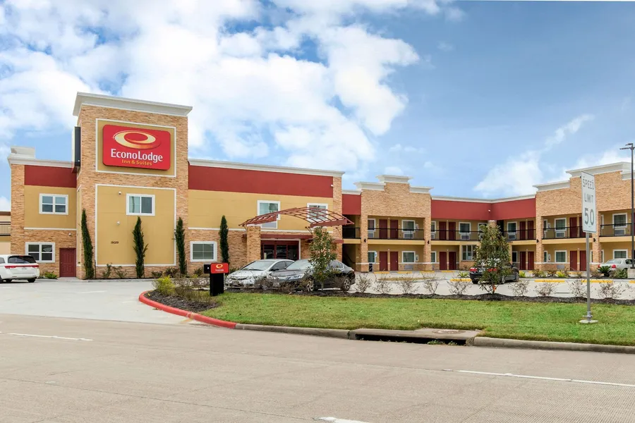 Econo Lodge Inn & Suites Houston Willowbrook hotel detail image 6