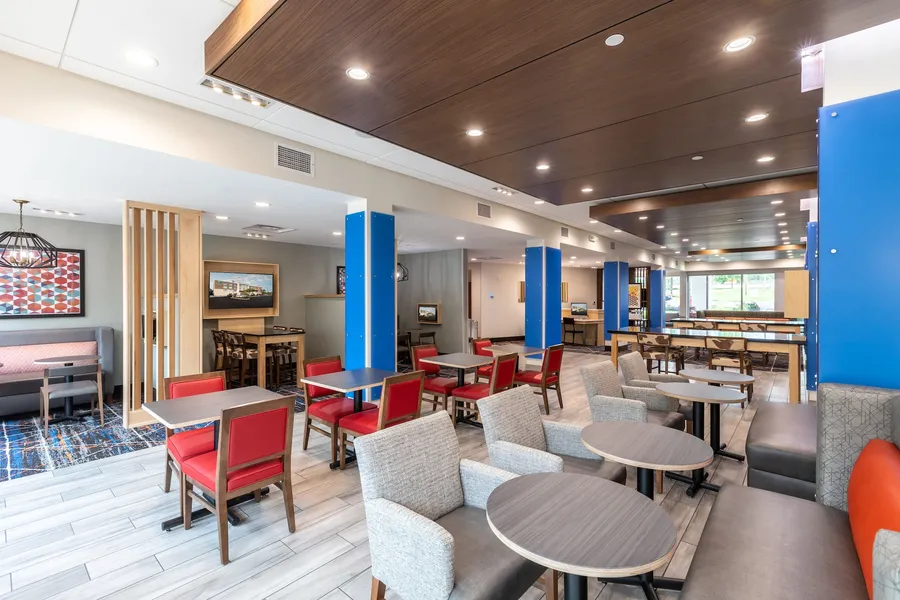 Holiday Inn Express & Suites Greenville S- Piedmont by IHG hotel detail image 2