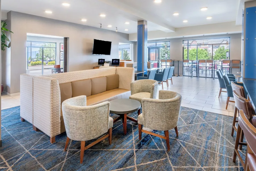 Holiday Inn Express & Suites Colorado Springs AFA Northgate by IHG hotel detail image 6