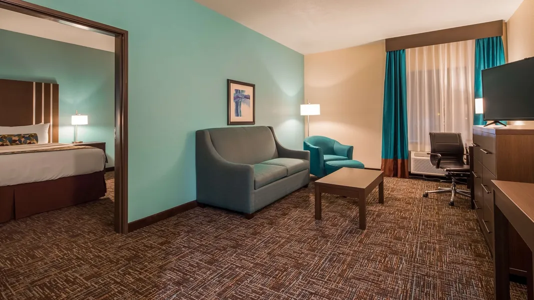 Best Western Plus Executive Residency Elk City hotel detail image 6