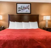 Rodeway Inn Chicago - Evanston hotel detail image 4