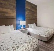 La Quinta Inn & Suites by Wyndham Owasso hotel detail image 5