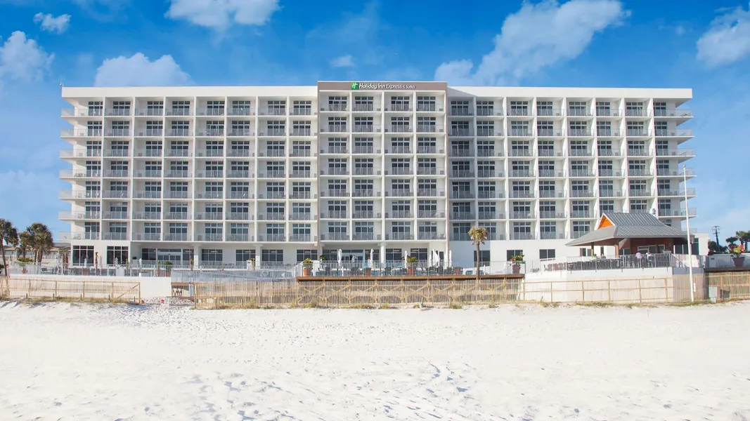 Holiday Inn Express & Suites Panama City Beach - Beachfront by IHG hotel detail image 6