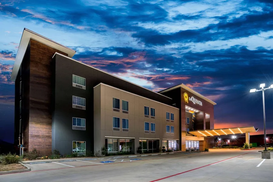 La Quinta Inn & Suites by Wyndham Houston Cypress hotel detail image 2