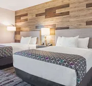 La Quinta Inn & Suites by Wyndham Dallas - Wylie hotel detail image 5