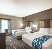 La Quinta Inn & Suites by Wyndham Tulsa Broken Arrow hotel detail image 7