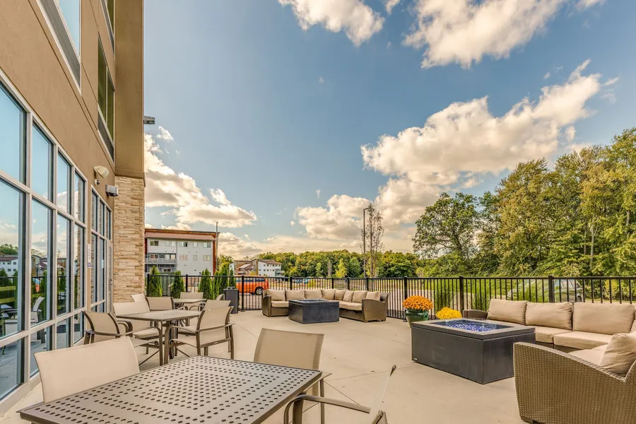 Holiday Inn Express & Suites Okemos - University Area by IHG hotel detail image 2