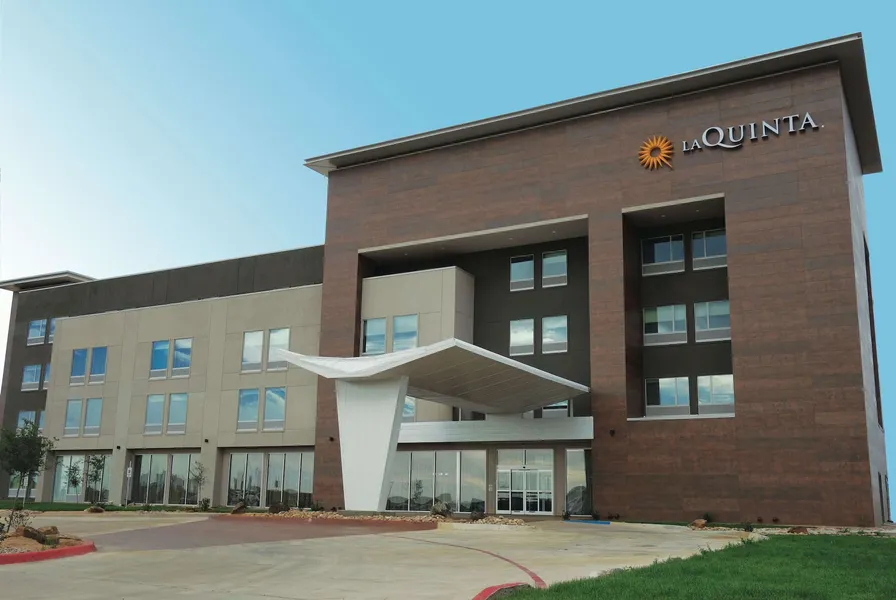 La Quinta Inn & Suites by Wyndham Amarillo Airport hotel detail image 2