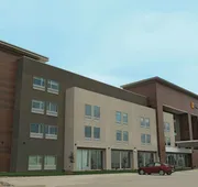 La Quinta Inn & Suites by Wyndham Amarillo Airport hotel detail image 3