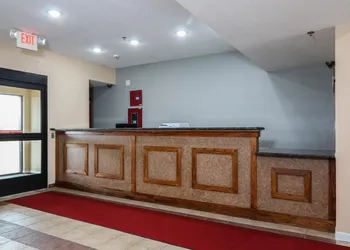 SureStay Hotel by Best Western New Buffalo hotel thumbnail 6
