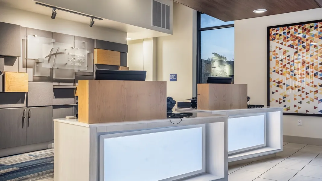 Holiday Inn Express and Suites-Platteville by IHG hotel detail image 2