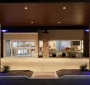 Holiday Inn Express and Suites-Cincinnati NE - Red Bank Road by IHG hotel detail image 3