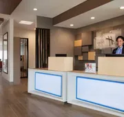Holiday Inn Express and Suites-Cincinnati NE - Red Bank Road by IHG hotel detail image 5