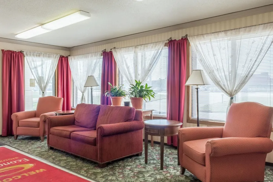 Econo Lodge Sioux Falls North hotel detail image 6