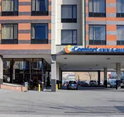 Comfort Inn & Suites near Stadium hotel detail image 4