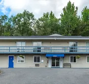 Econo Lodge Lee - Great Barrington hotel detail image 3