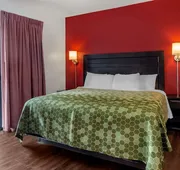 Econo Lodge Lee - Great Barrington hotel detail image 7