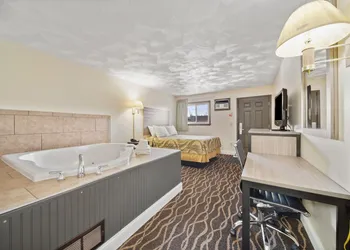 Park Drive Inn hotel thumbnail 8