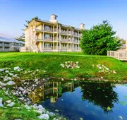 Holiday Inn Club Vacations Oak n’ Spruce Resort in the Berkshires by IHG hotel detail image 4