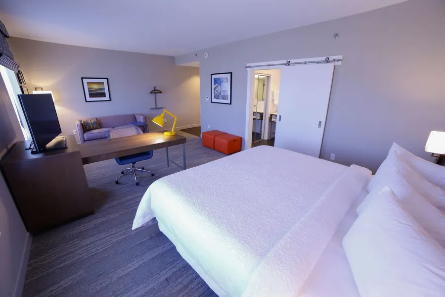 Hampton Inn & Suites Forest City hotel detail image 6