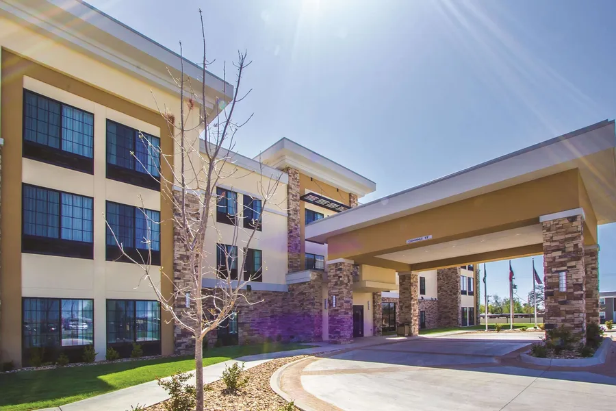 La Quinta Inn & Suites by Wyndham Pampa hotel detail image 2