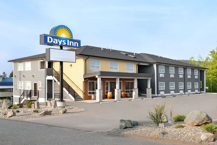 Days Inn by Wyndham 100 Mile House hotel detail image 2