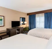 Hampton Inn & Suites Duluth North/Mall Area hotel detail image 4