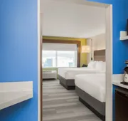 Holiday Inn Express and Suites Union Gap- Yakima Area by IHG hotel detail image 7