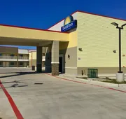 Days Inn by Wyndham Freeport hotel detail image 4