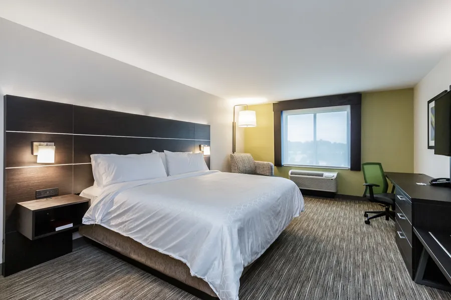 Holiday Inn Express & Suites - South Bend Casino by IHG hotel detail image 6