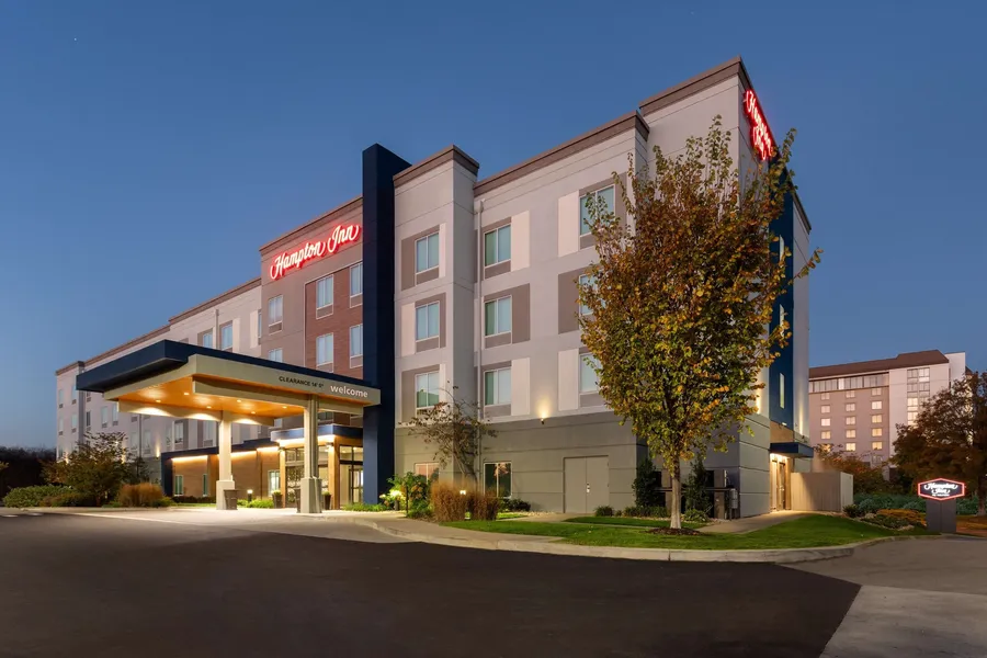 Hampton Inn Nashville Airport Century Place, TN hotel detail image 2