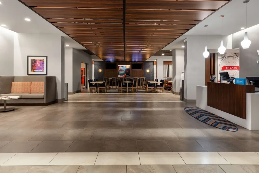 Hampton Inn Nashville Airport Century Place, TN hotel detail image 6