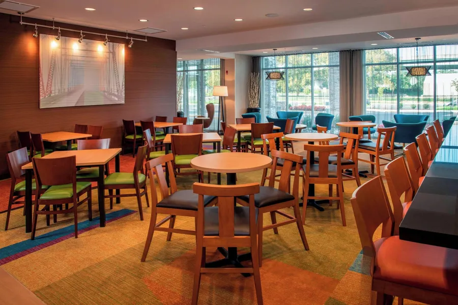 Fairfield Inn & Suites by Marriott Harrisburg International Airport hotel detail image 6