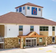 Motel 6 Houston, TX - North hotel detail image 4