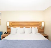 Days Inn & Suites by Wyndham Kearney hotel detail image 7