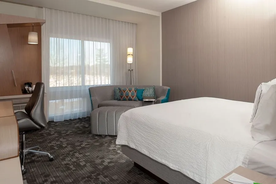Courtyard by Marriott St. Louis West County hotel detail image 6