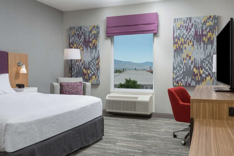 Hampton Inn & Suites Reno/Sparks hotel detail image 6