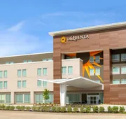 La Quinta Inn & Suites by Wyndham Richmond-Sugarland hotel detail image 3