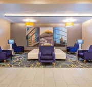La Quinta Inn & Suites by Wyndham Buffalo Amherst hotel detail image 5