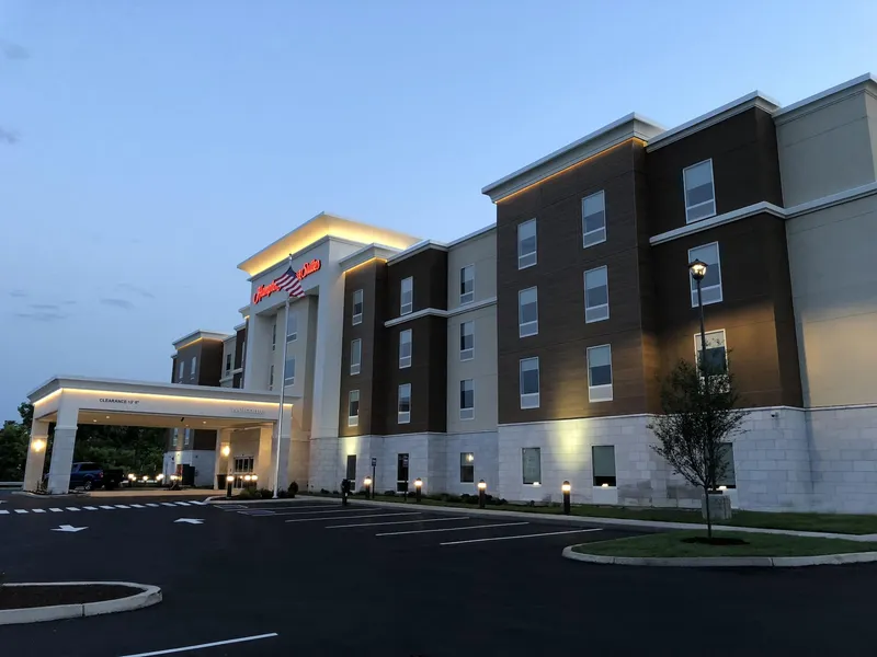 Hampton Inn & Suites Rocky Hill - Hartford South hotel detail image 2