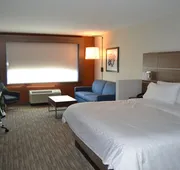 Holiday Inn Express & Suites Goodlettsville N - Nashville by IHG hotel detail image 7