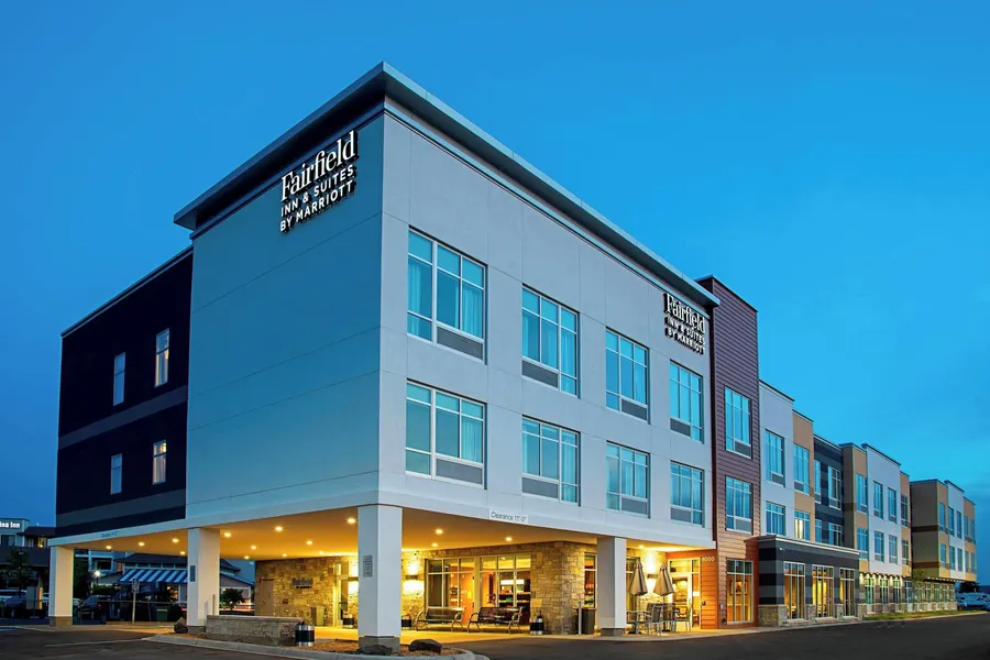 Fairfield Inn & Suites by Marriott Duluth Waterfront hotel detail image 2