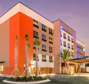 Holiday Inn Express & Suites Jacksonville - Town Center by IHG hotel detail image 4