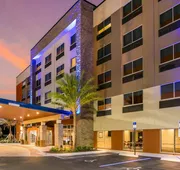 Holiday Inn Express & Suites Jacksonville - Town Center by IHG hotel detail image 5
