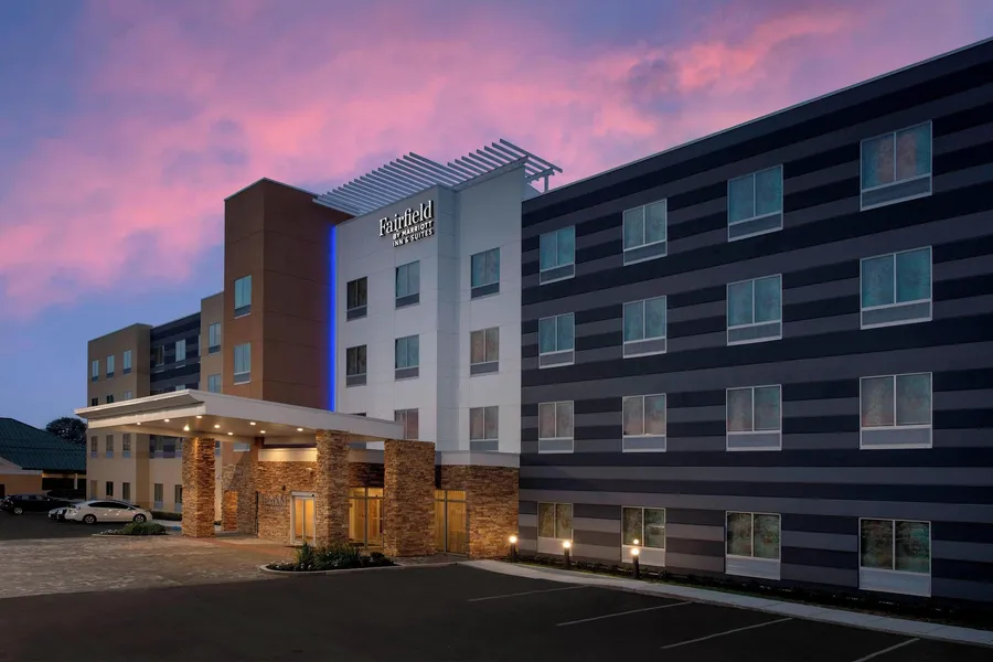 Fairfield Inn & Suites by Marriott New Orleans Metairie hotel detail image 2