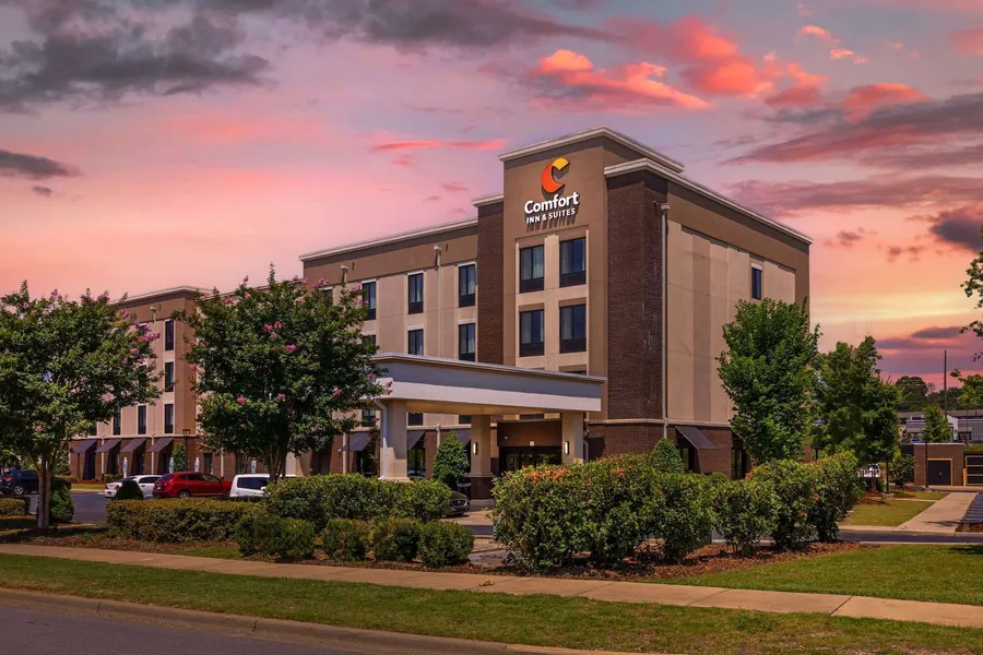 Comfort Inn & Suites at CrossPlex Village hotel detail image 2