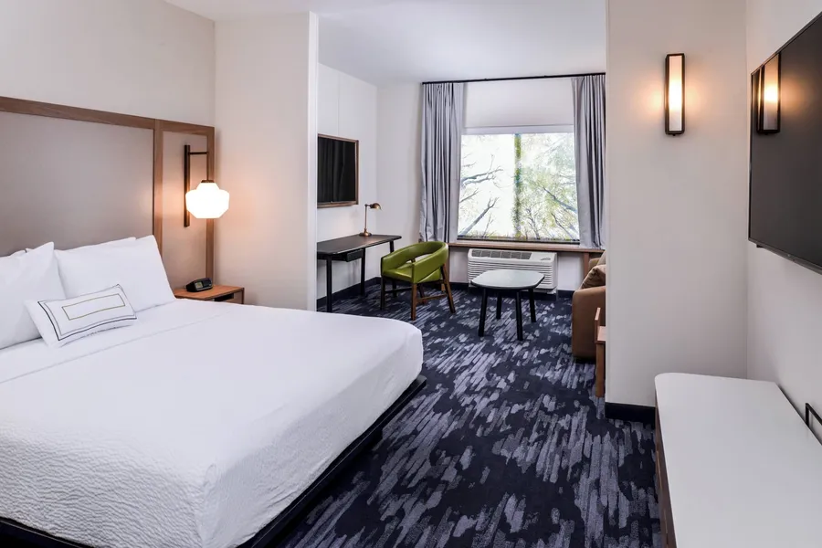 Fairfield Inn & Suites by Marriott Staunton hotel detail image 6