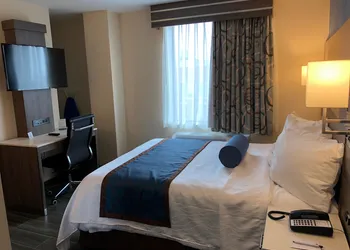 Best Western Plus Stadium Inn hotel thumbnail 6