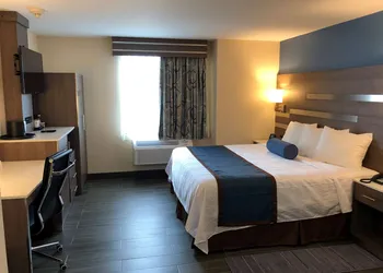 Best Western Plus Stadium Inn hotel thumbnail 7